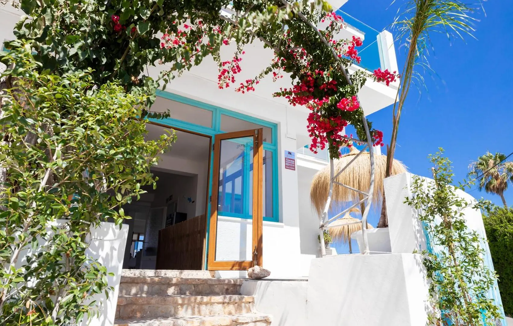Hostal Cala Llombards 0*,  Spain